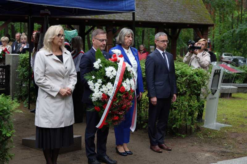 złożenie wieńców